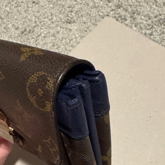 Louis Vuitton Portefeuille Monogram Elysee Wallet with Navy - Picture 10 of 11